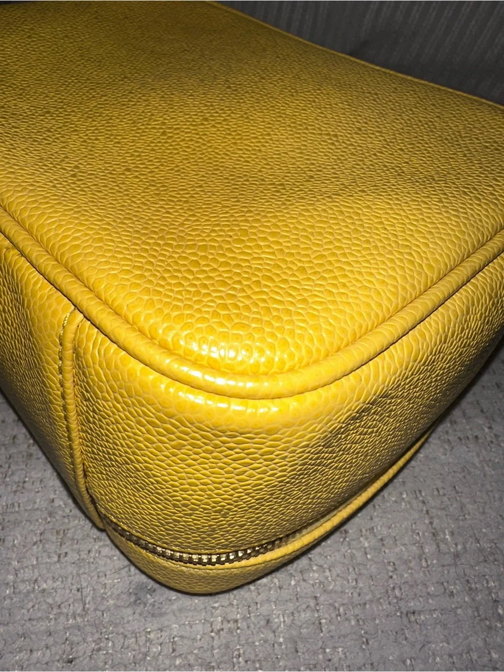 53-26 Chanel Yellow Caviar Leather Vanity Case Bag